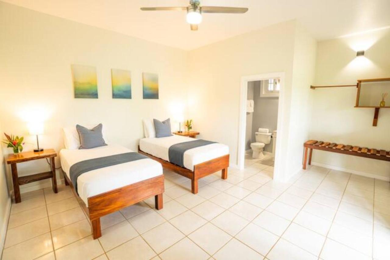 Bed and Breakfast Casa Marlin Бокас-дель-Торо Экстерьер фото